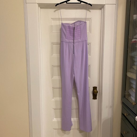 NWT Alice + Olivia Lavera Lavender Strapless Jumpsuit - Size 2 - Picture 10 of 16